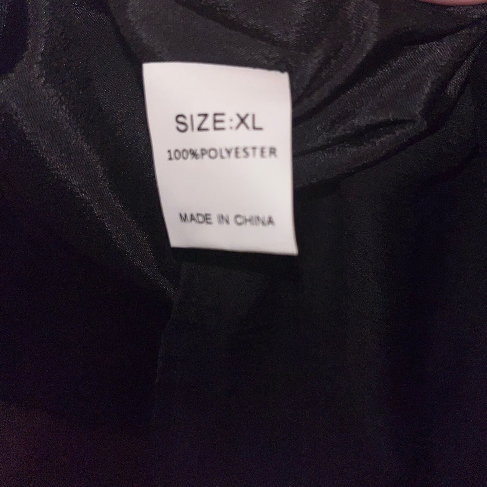 👠 NWOT Black Long-Sleeve Tunic Top 👠 - Picture 4 of 4